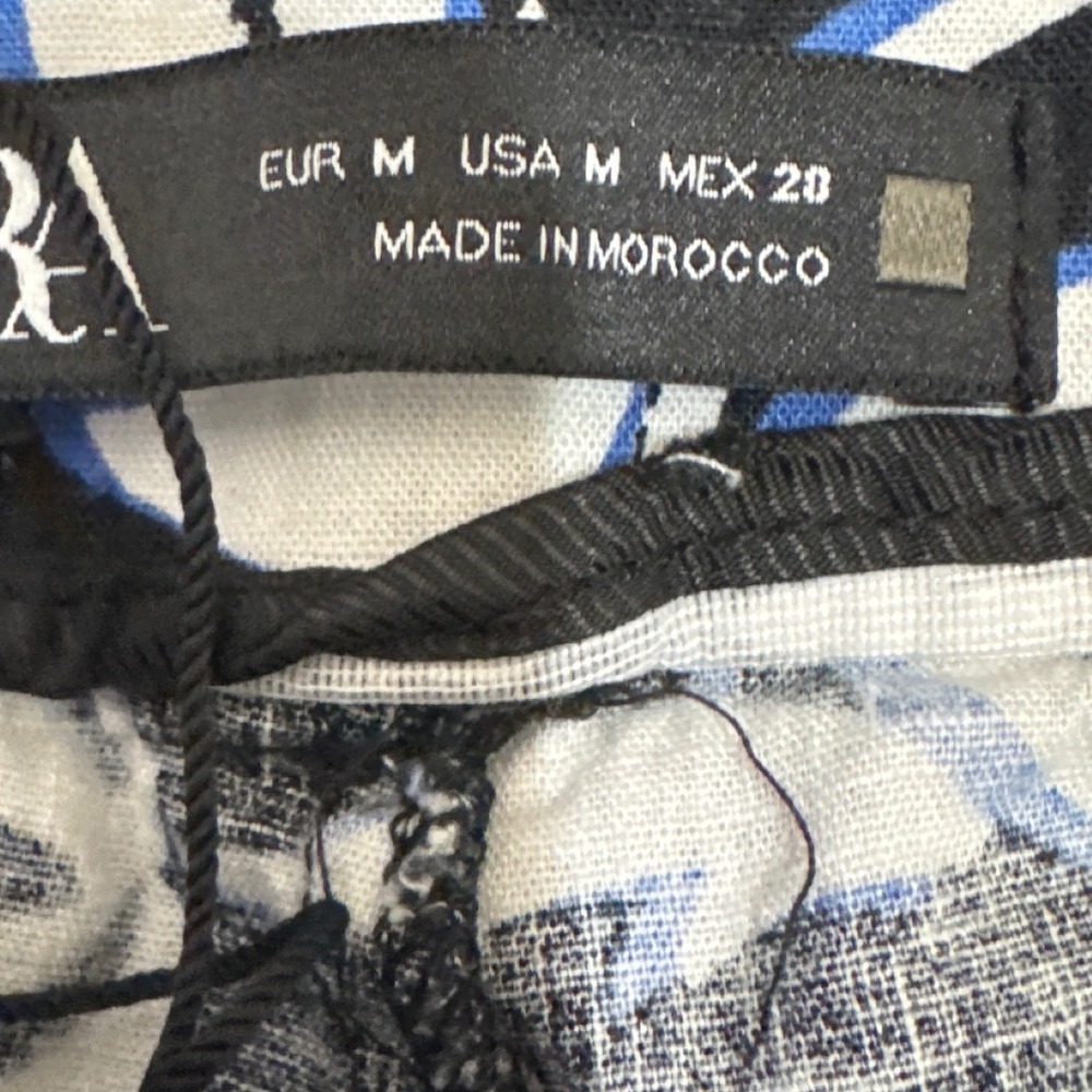 Zara Floral High Waisted Wide Leg Flare Pants Black White Blue Boho Size Medium - Picture 9 of 9